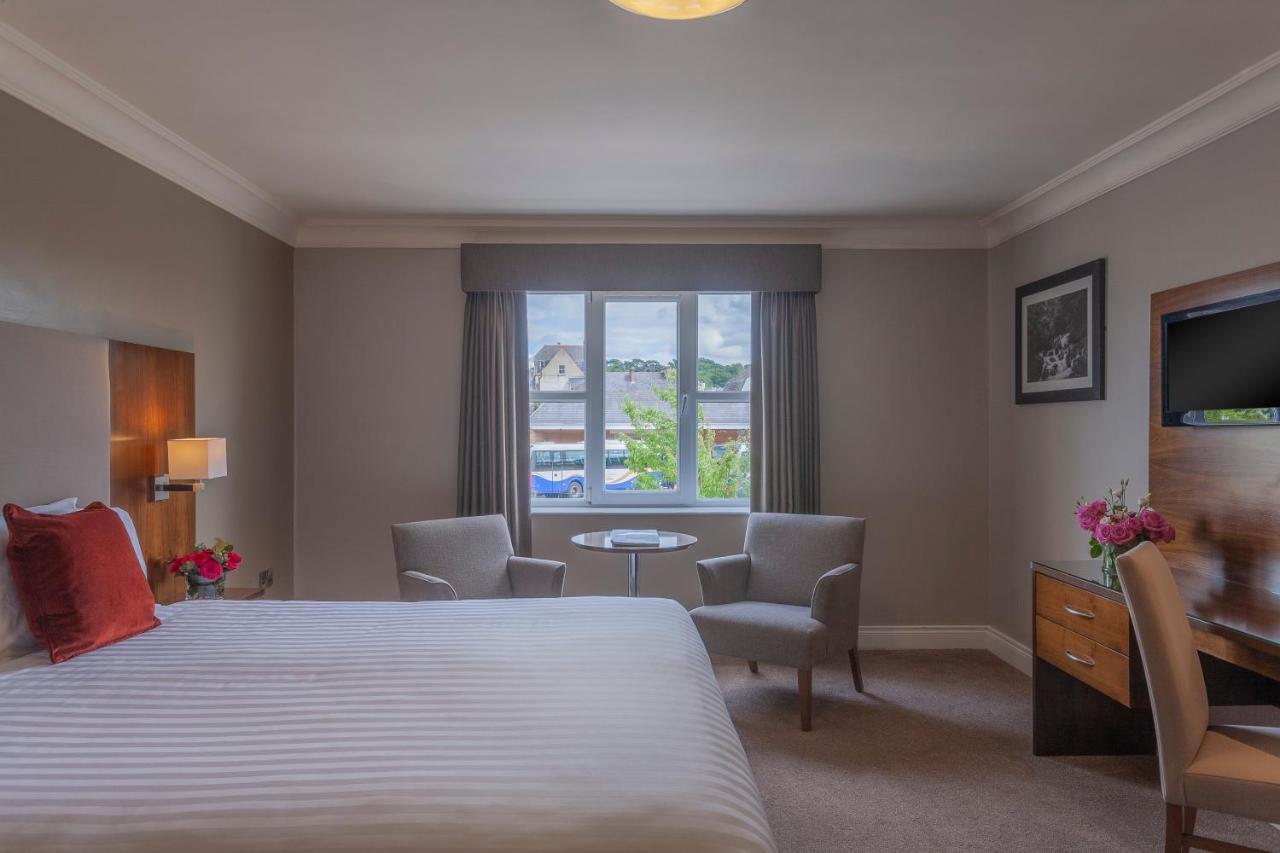 Canal Court Нюри Екстериор снимка