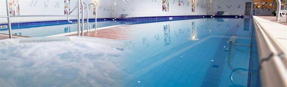 Canal Court Нюри Екстериор снимка