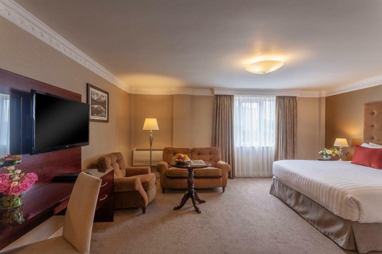 Canal Court Нюри Екстериор снимка